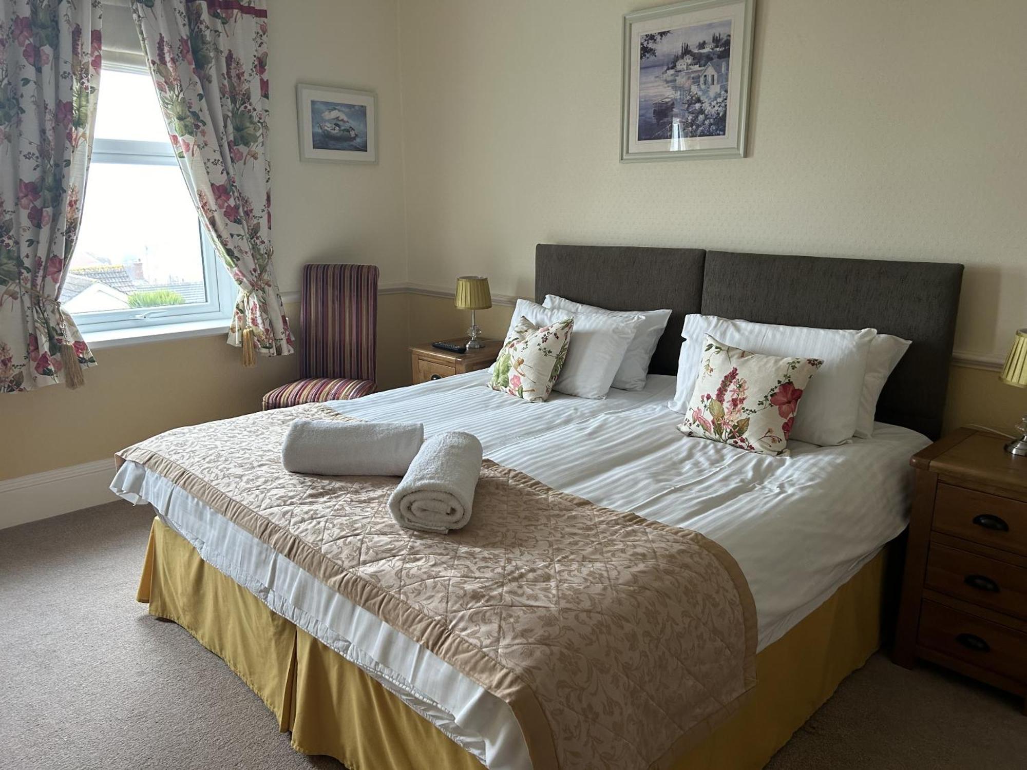 Harbour Lights Guesthouse Free Breakfast Weymouth Exteriör bild